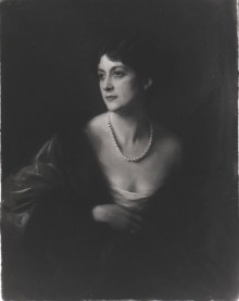 Beddington, Mrs Claude, née Frances Ethel Mulock 2427