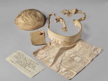 Personal Effects: Skull Cap and Dog Collar Gifted to de László by Pope Leo XIII 112630