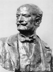 Portrait bust of Philip Alexius de László by Zsigmond Kisfaludi-Strobl 110979