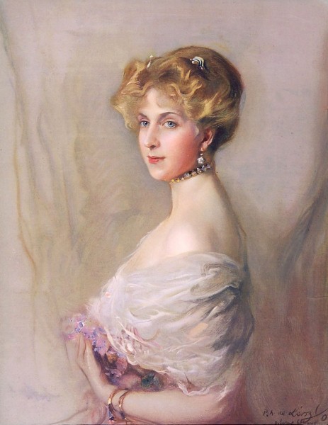 Spain, Queen Victoria Eugenia of, née Princess Victoria Eugénie Julia of Battenberg; Consort of Alfonso XIII 7936